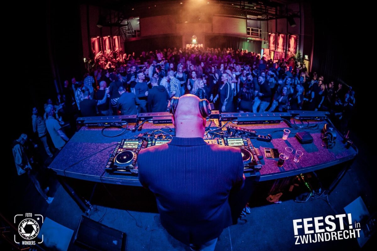 DJ Karim – The Blue Lagoon Reunie