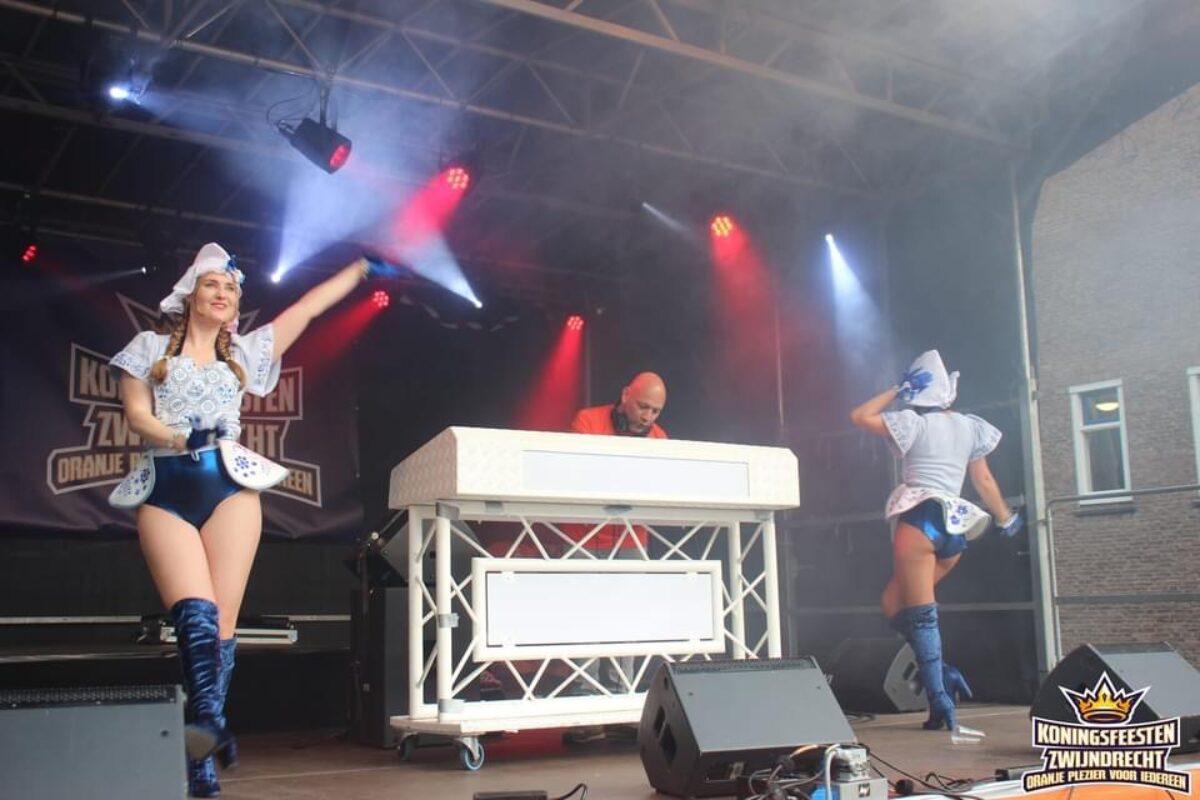 DJ Karim – Raadhuisplein Koningsdag Zwijndrecht